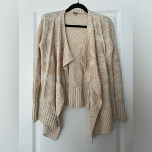Forever 21 Women’s Creme and White Pattern Cardigan